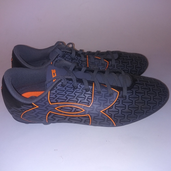 Youth Under Armour - Picture 5 of 7